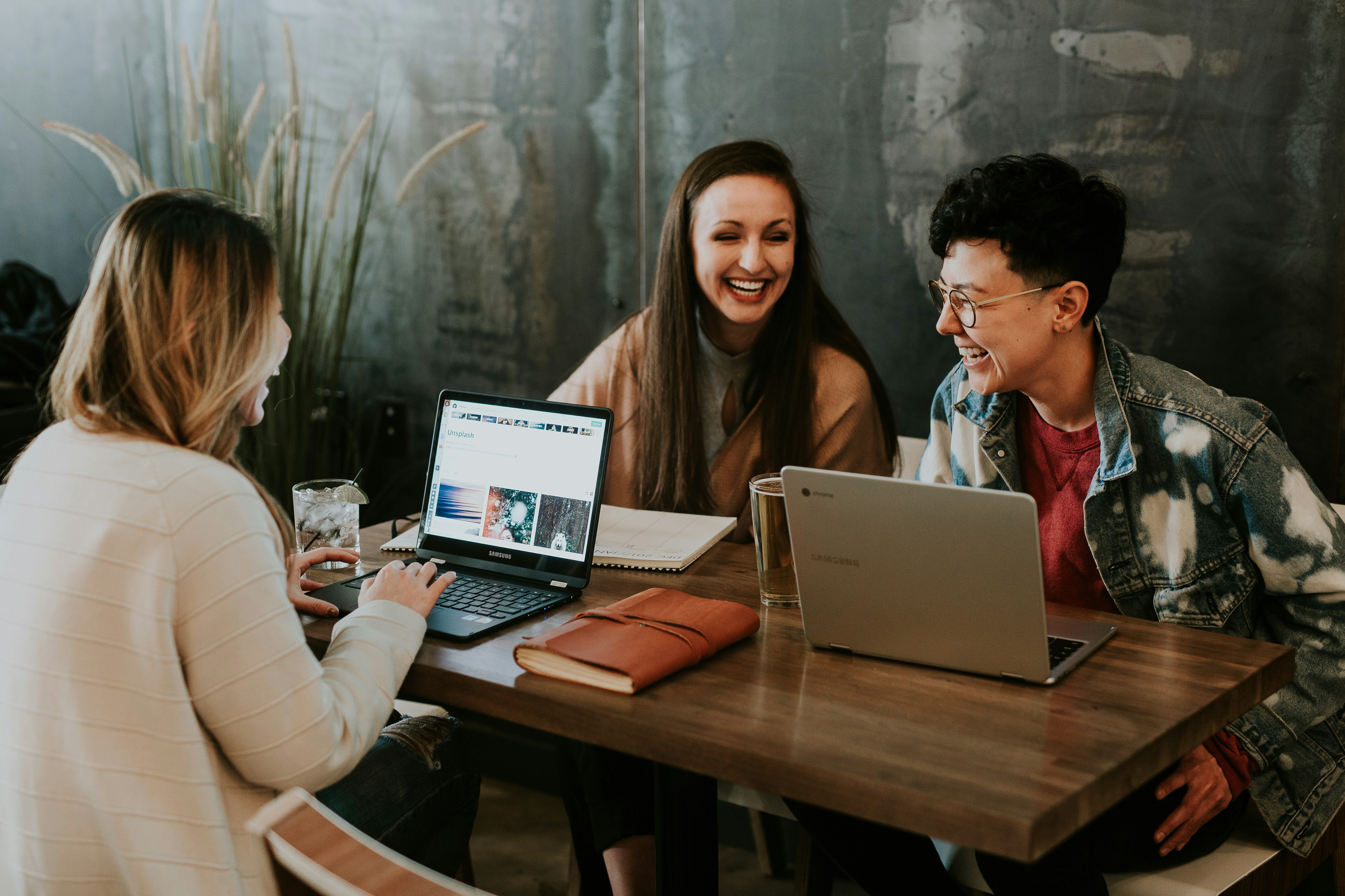 outsourcing marketing team